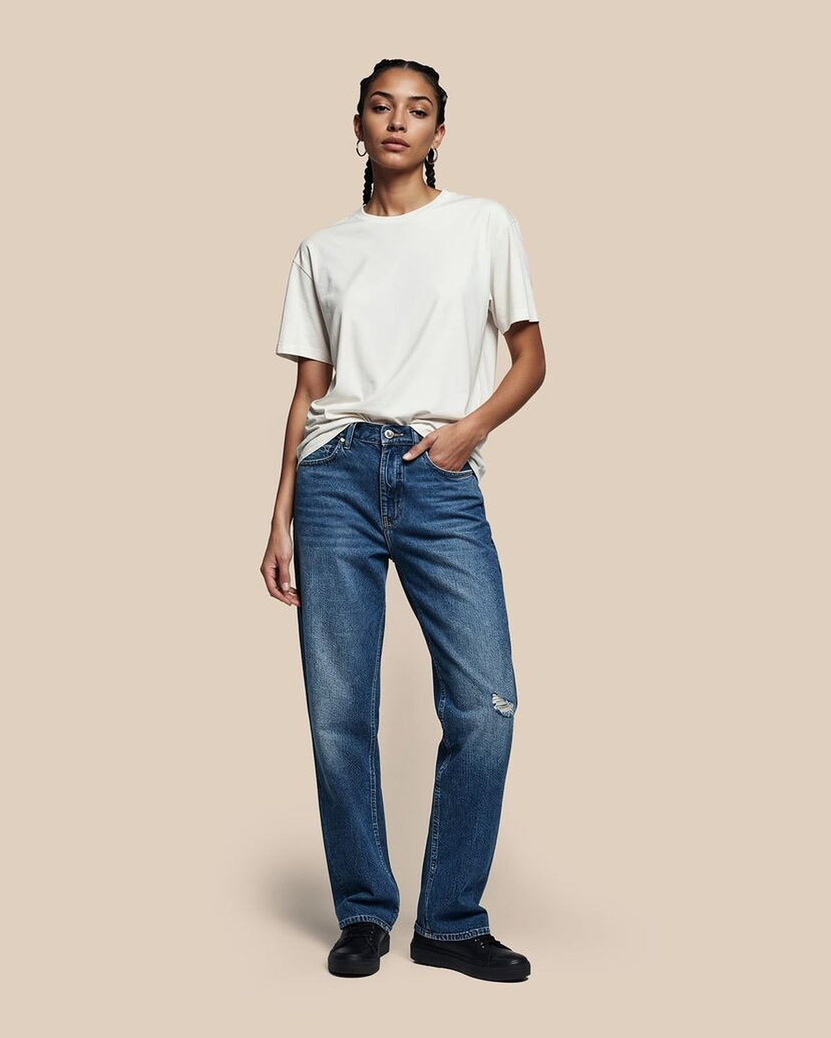 3410020_170_5_3410020_3410020-170_Model_20T-shirt_20Loose_20Fit_BIRCH_203.jpg