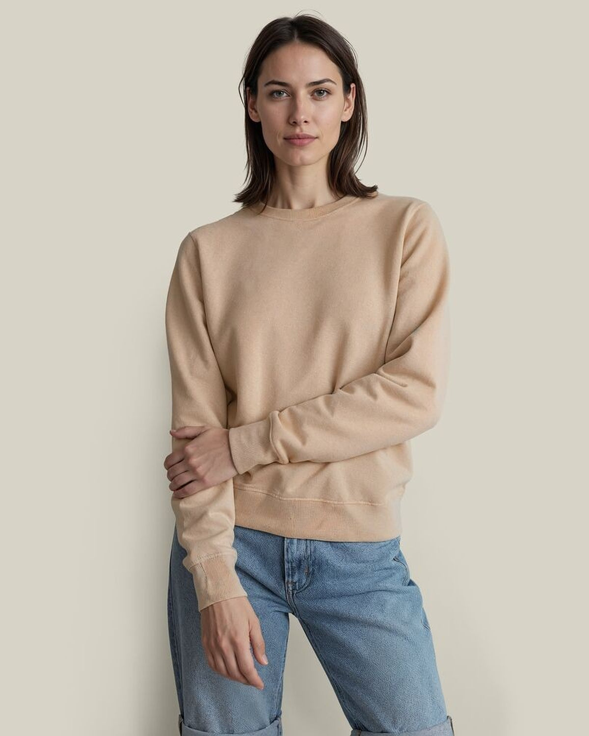 3430010_179_4_3430010_3430010-179_Model_20Crewneck_20Regular_20Fit_LATTE.jpg