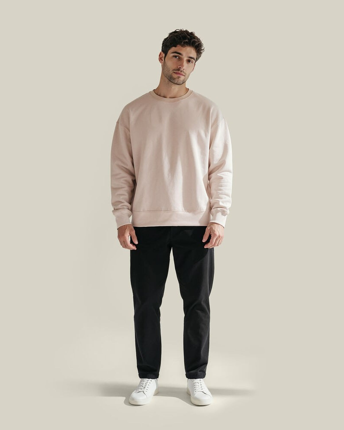 3430020_170_4_3430020_3430020-170_Model_20Crewneck_20Loose_20Fit_BIRCH_202.jpg