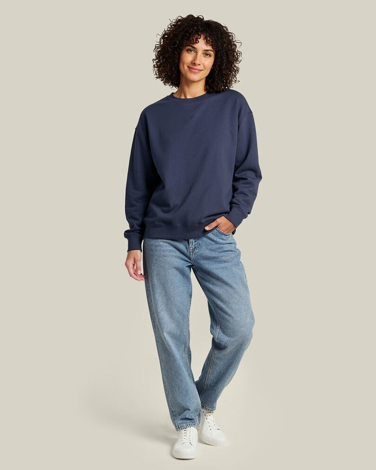 3430020_600_4_3430020_3430020-600_Model_20Crewneck_20Loose_20Fit_NAVY.jpg