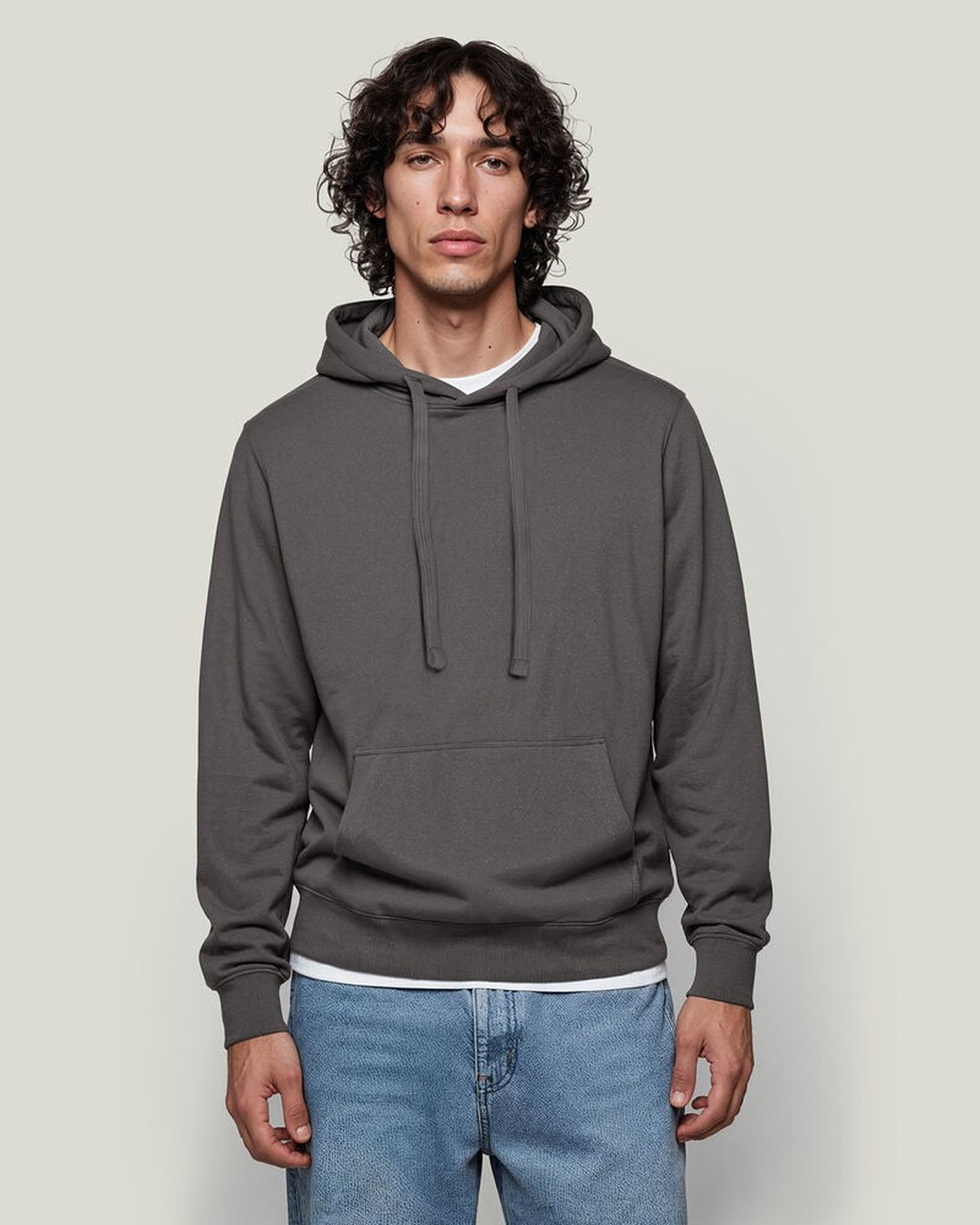 3440010_940_4_3440010_3440010-940_Model_20Hoodie_20Regular_20Fit_CHARCOAL.jpg