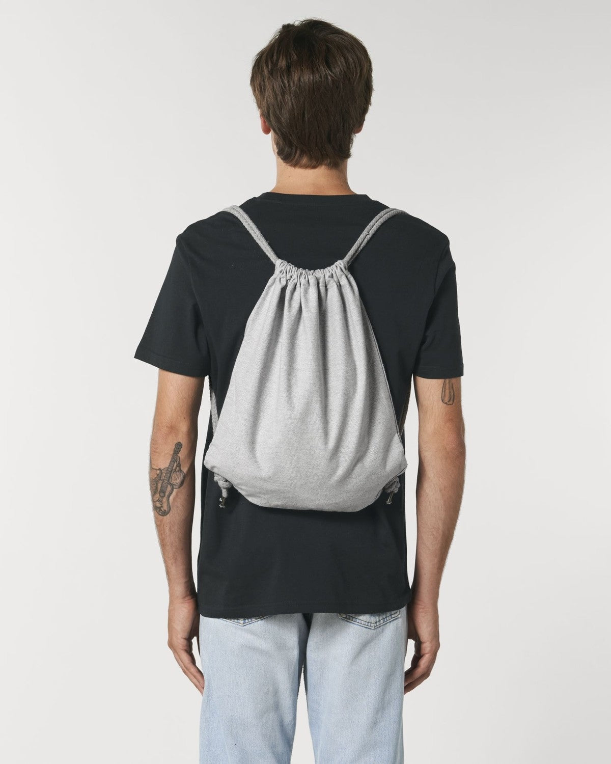 STAU763_C250_Back_Main_Studio_0.jpg