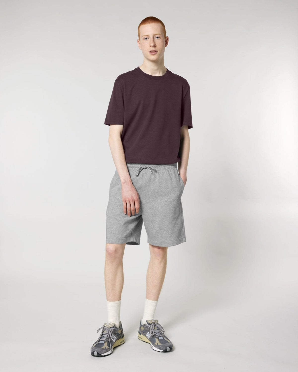 STBU186_C250_Front_Main_Studio_0.jpg