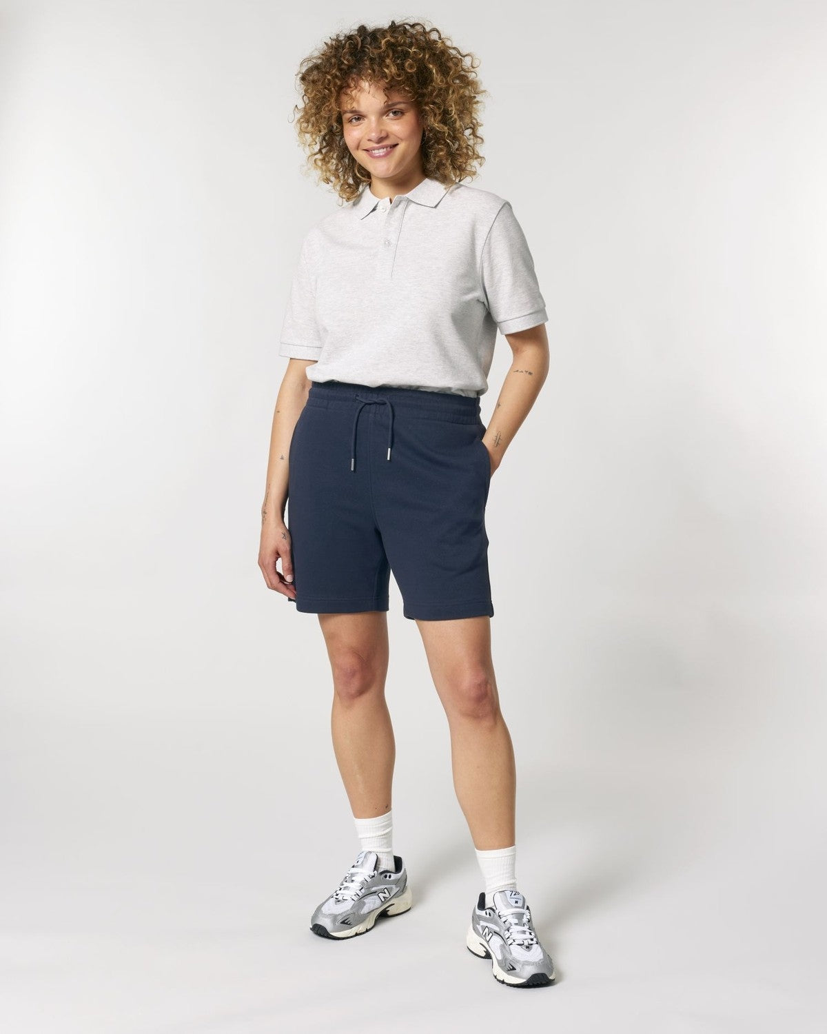 STBU186_C727_Front_Main_Studio_5.jpg