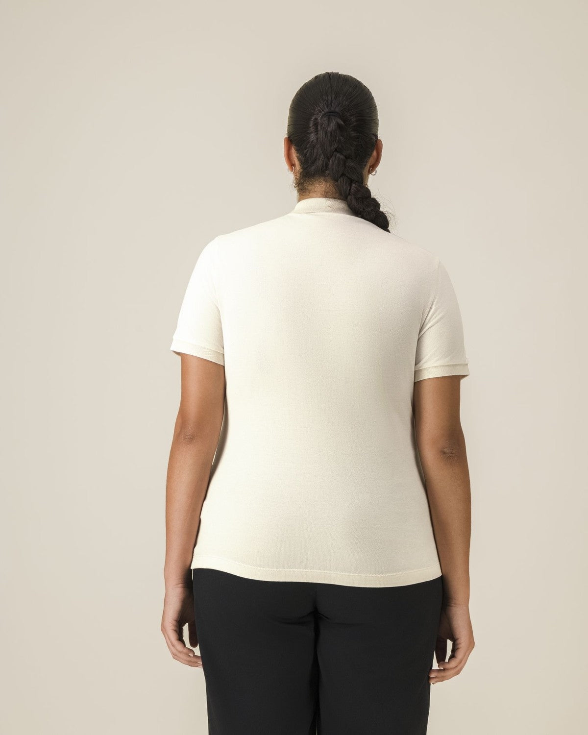 STPW977_C054_Back_Main_Studio_0.jpg