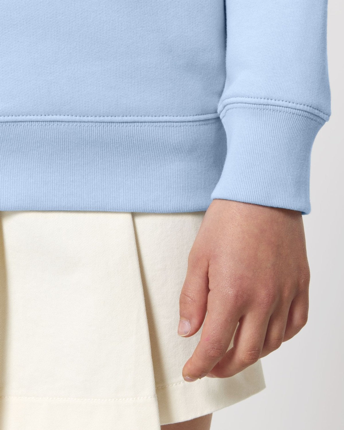 STSK181_C149_Front_Detail_Studio_6.jpg