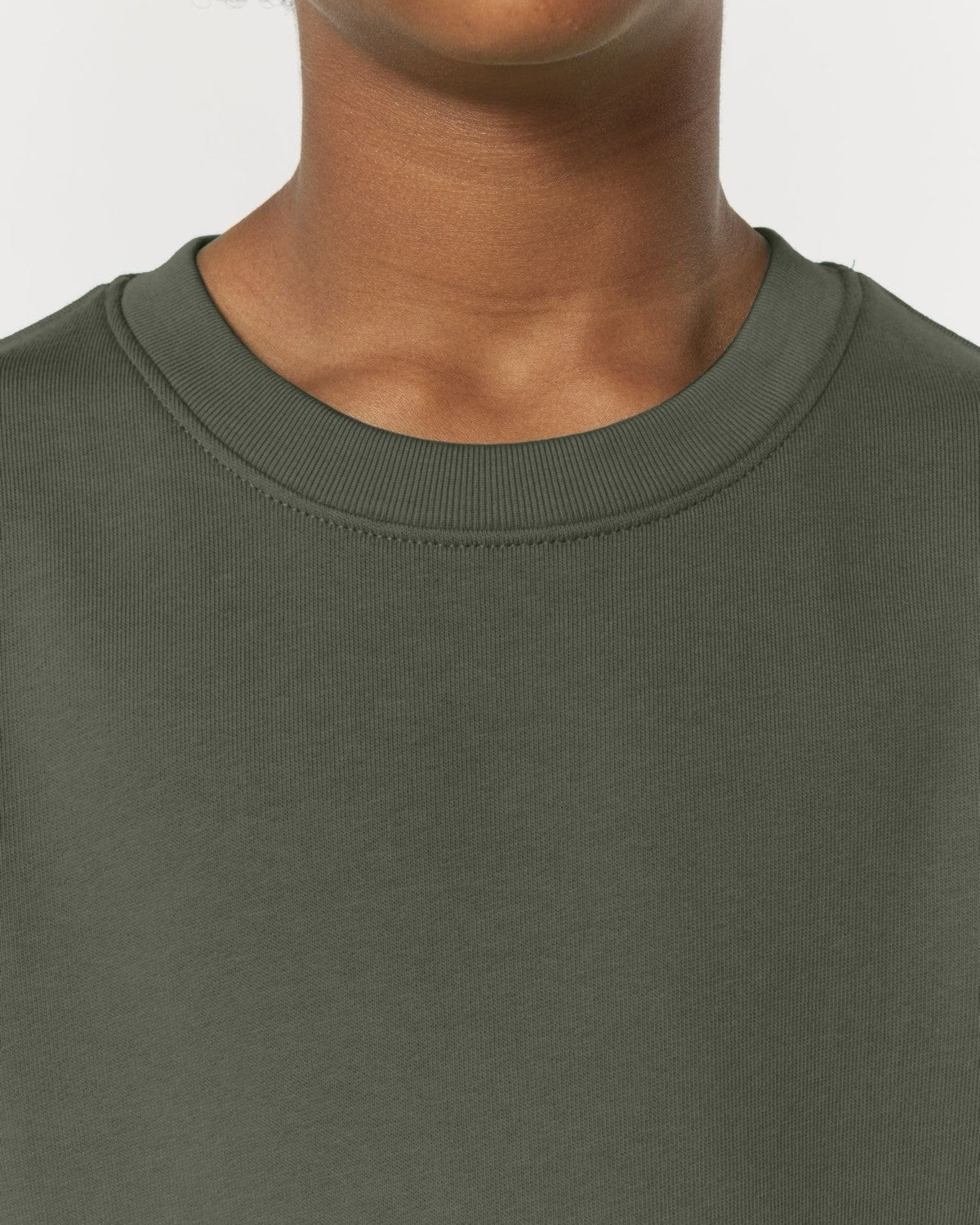 STSK181_C223_Front_Detail_Studio_0.jpg