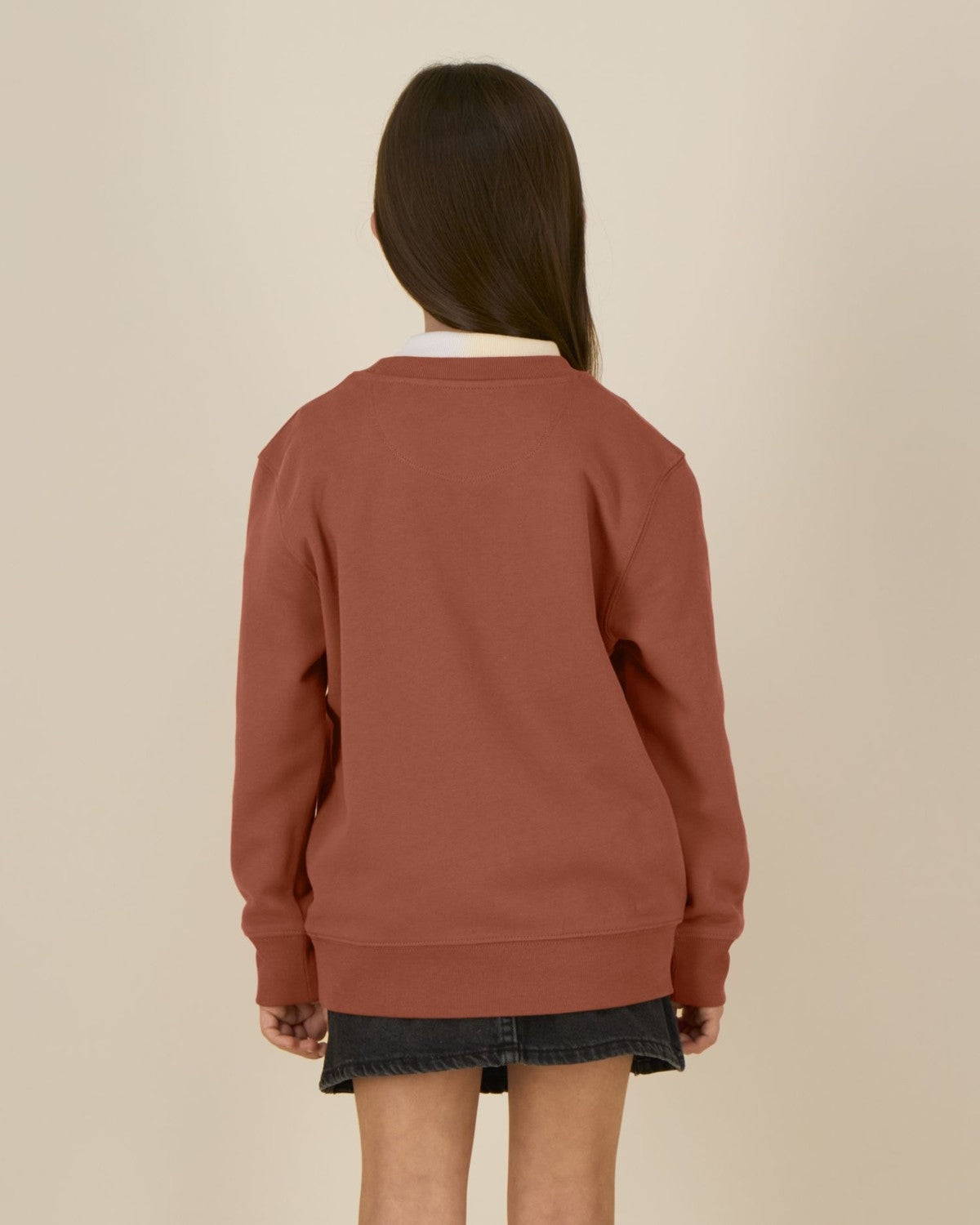 STSK181_C730_Back_Main_Studio_5.jpg