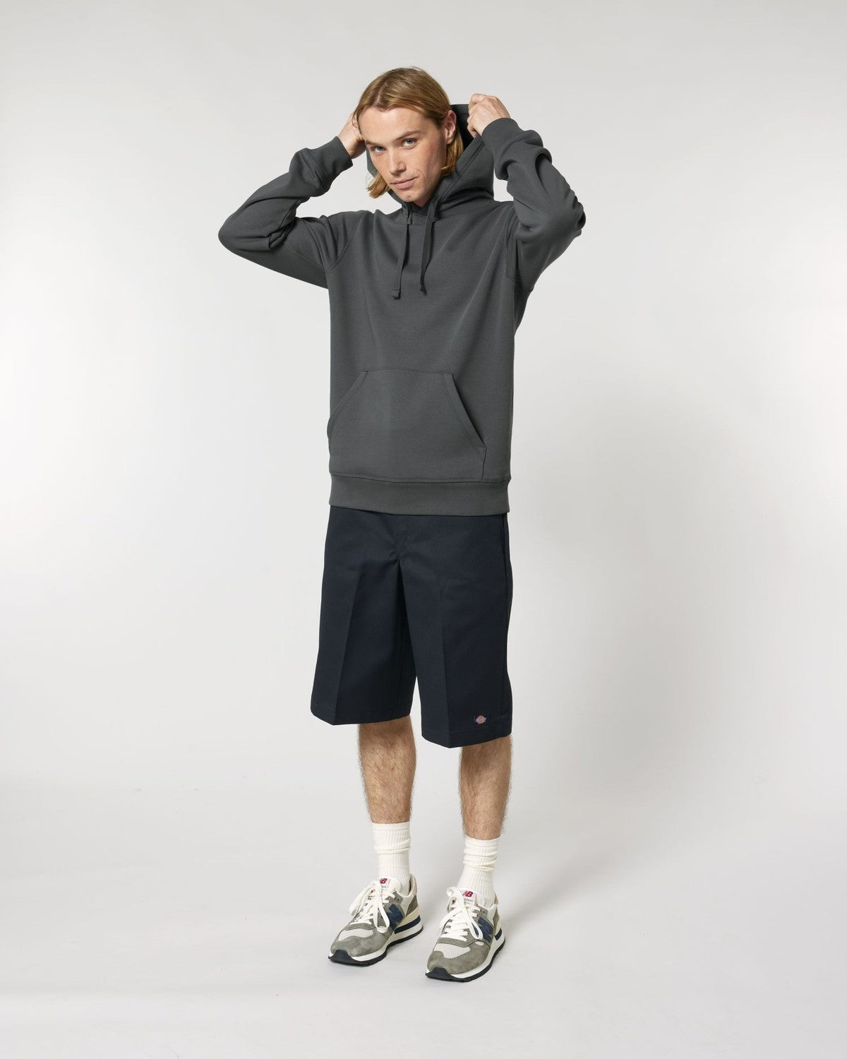 STSU168_C253_Front_Main_Studio_0.jpg