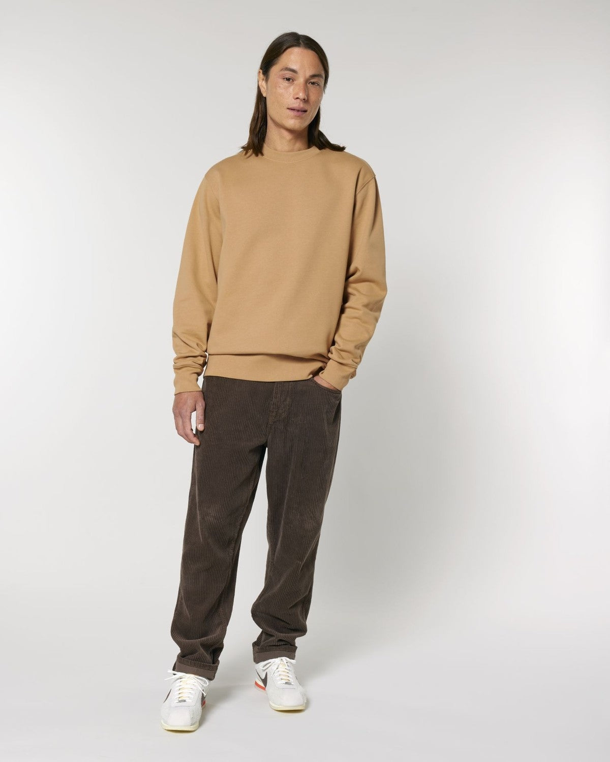 STSU178_C112_Front_Main_Studio_0.jpg