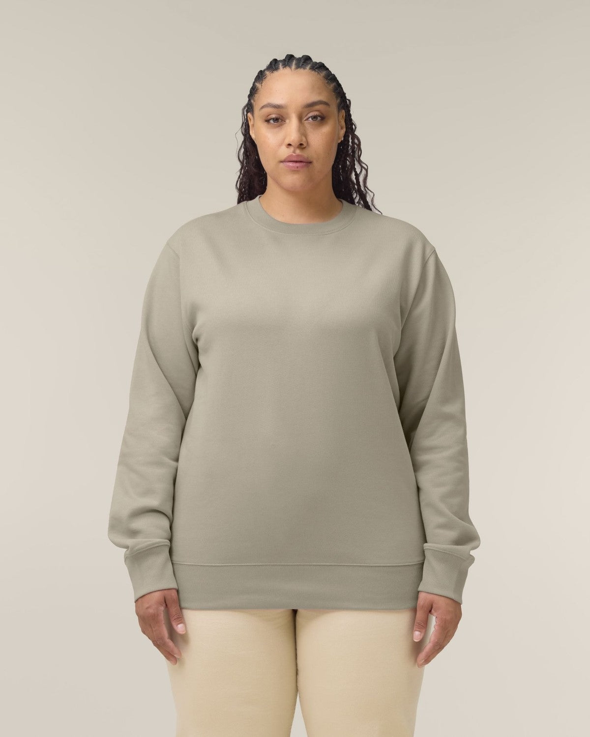STSU178_C358_Front_Main_Studio_6.jpg