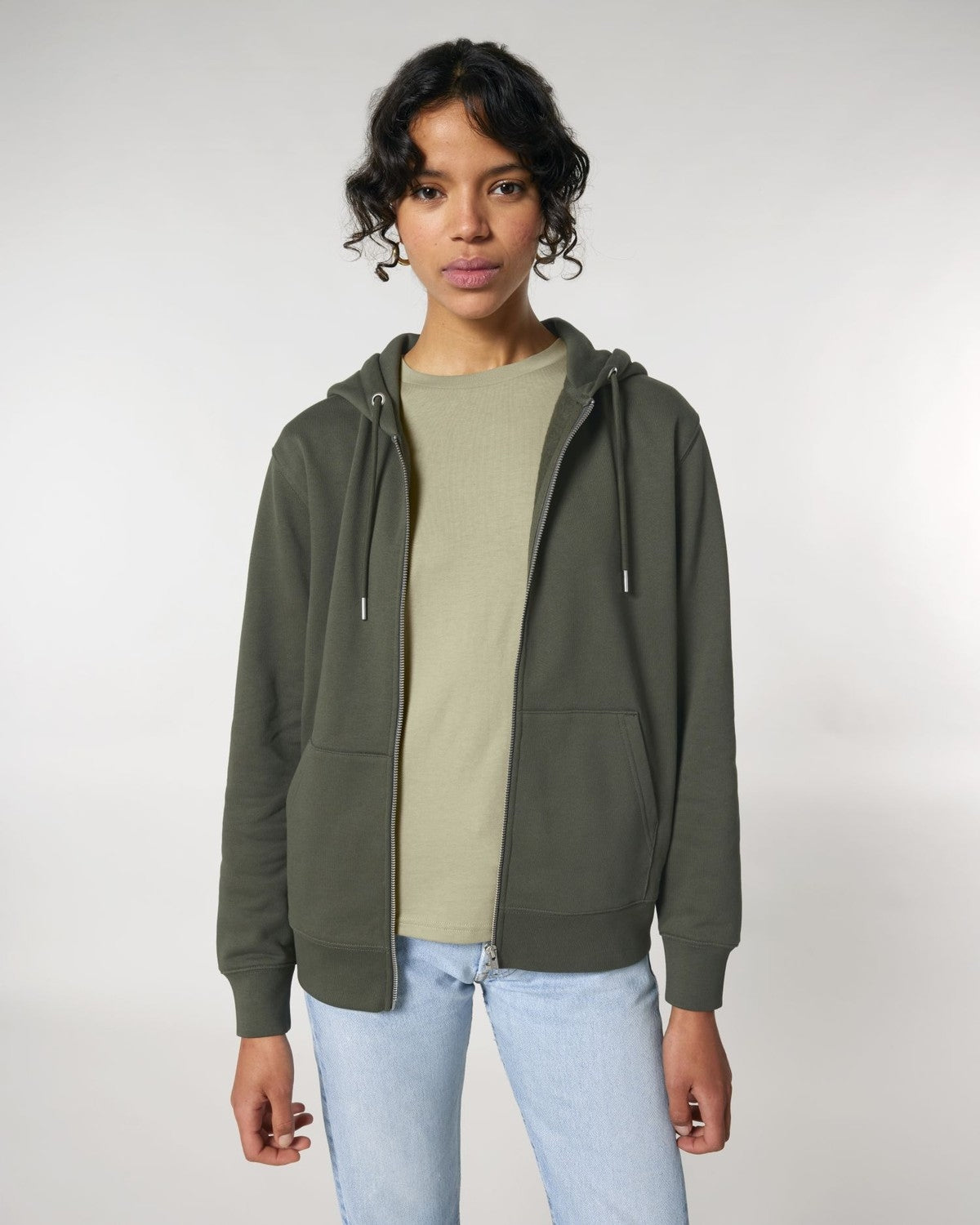 STSU179_C223_Front_Businesswear_Studio_5.jpg
