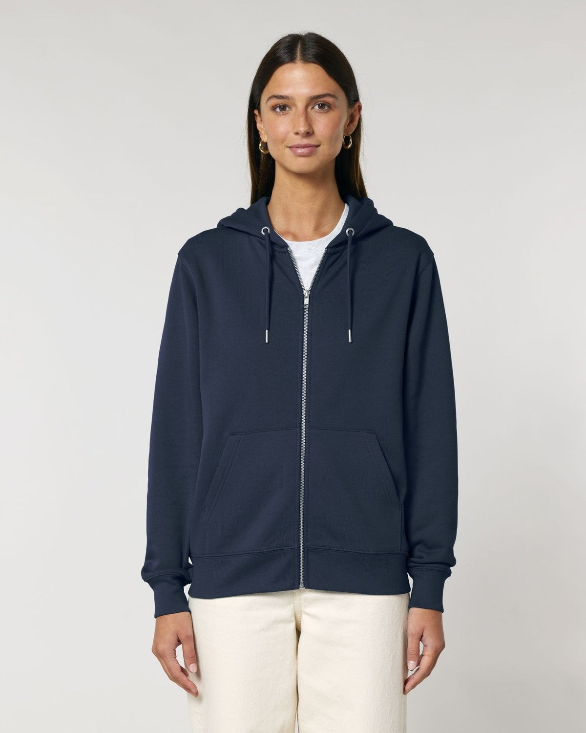 STSU179_C727_Front_Main_Studio_6.jpg