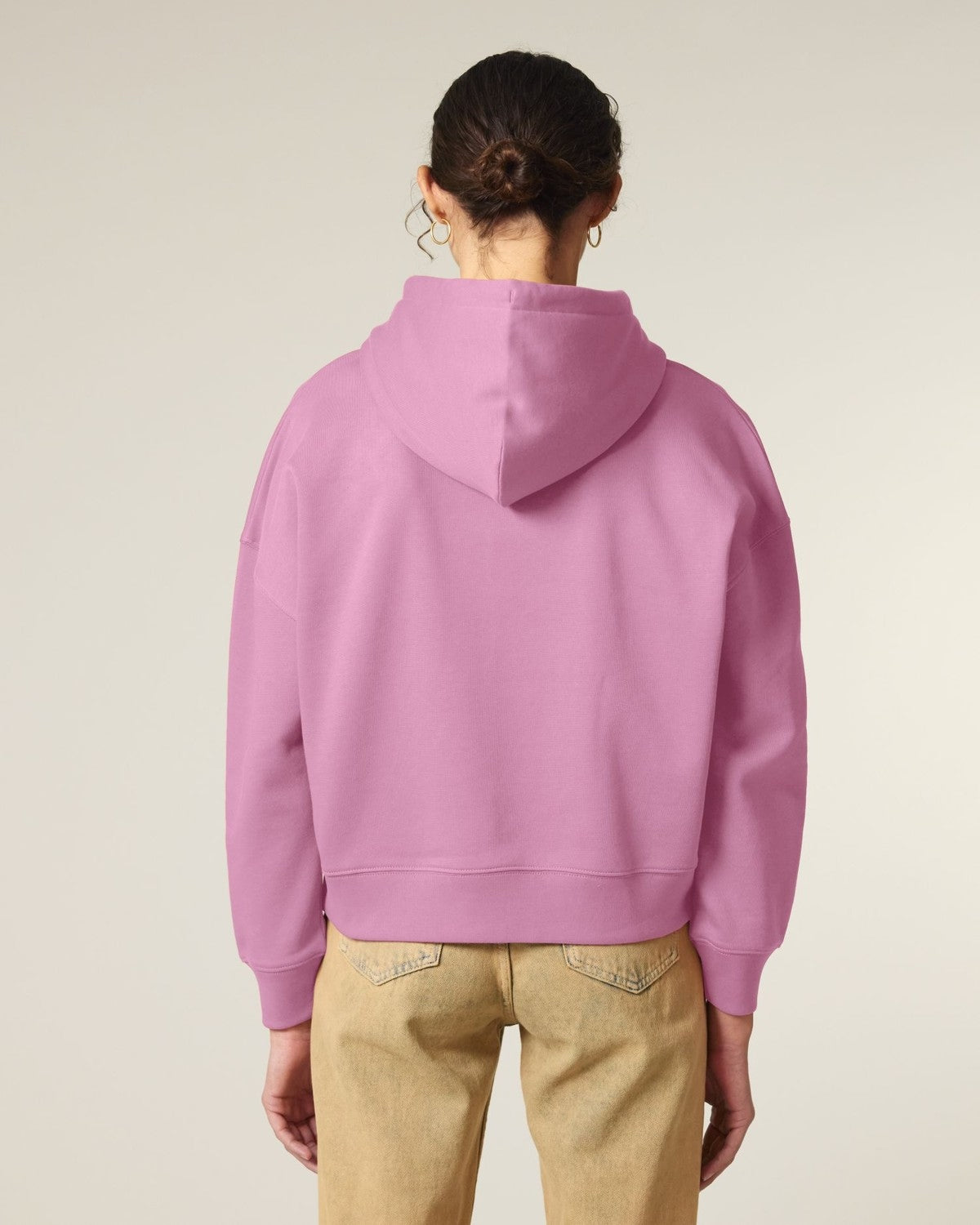 STSW213_C129_Back_Main_Studio_5.jpg