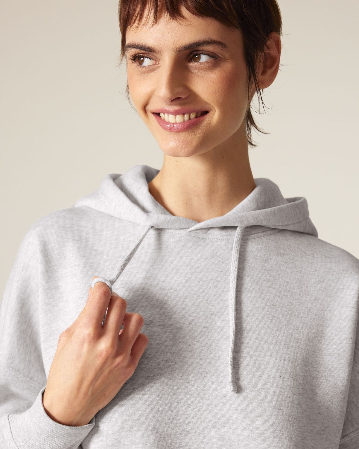 STSW213_C146_Front_Detail_Studio_3.jpg