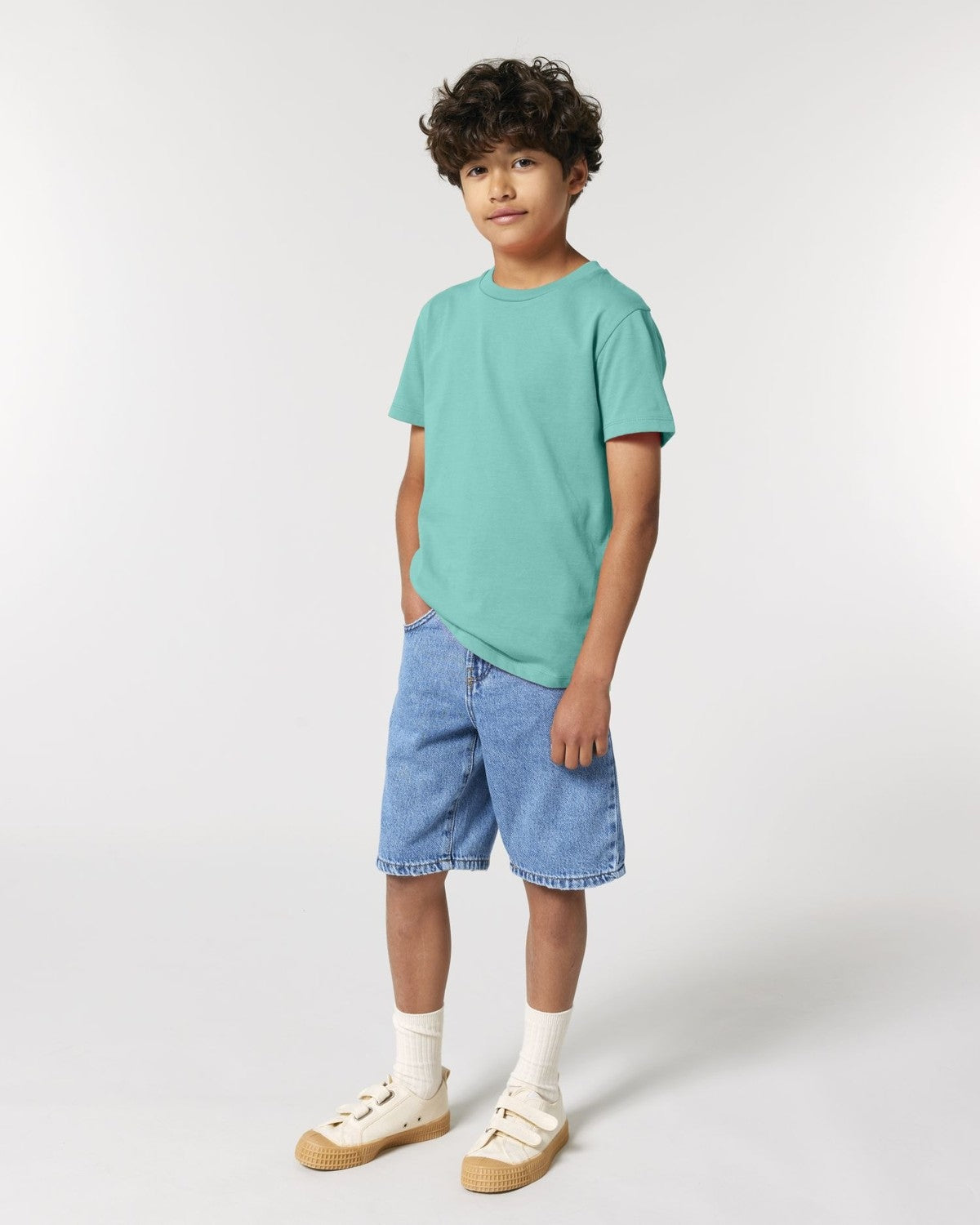 STTK184_C357_Front_Main_Studio_0.jpg