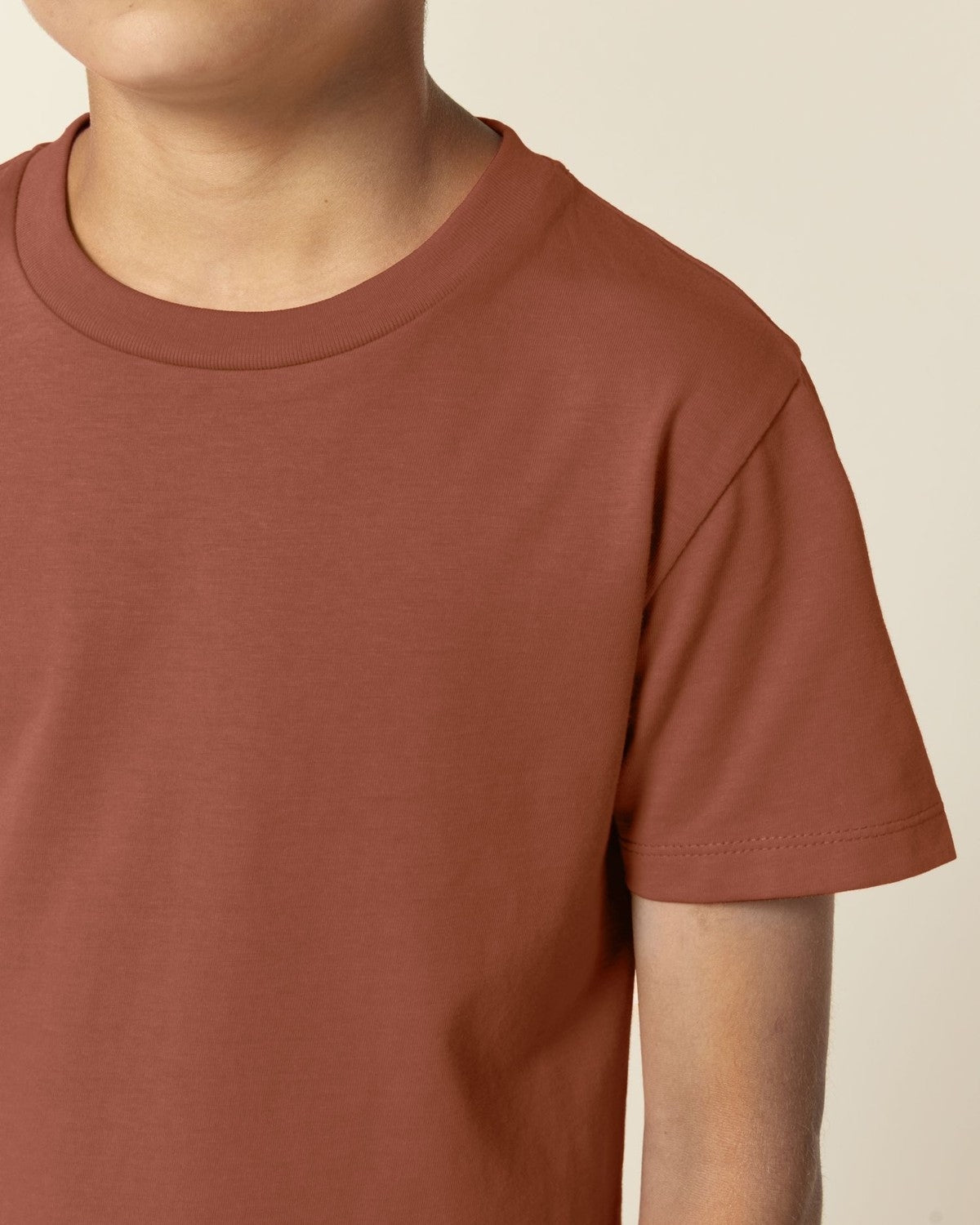 STTK184_C730_Front_Detail_Studio_10.jpg