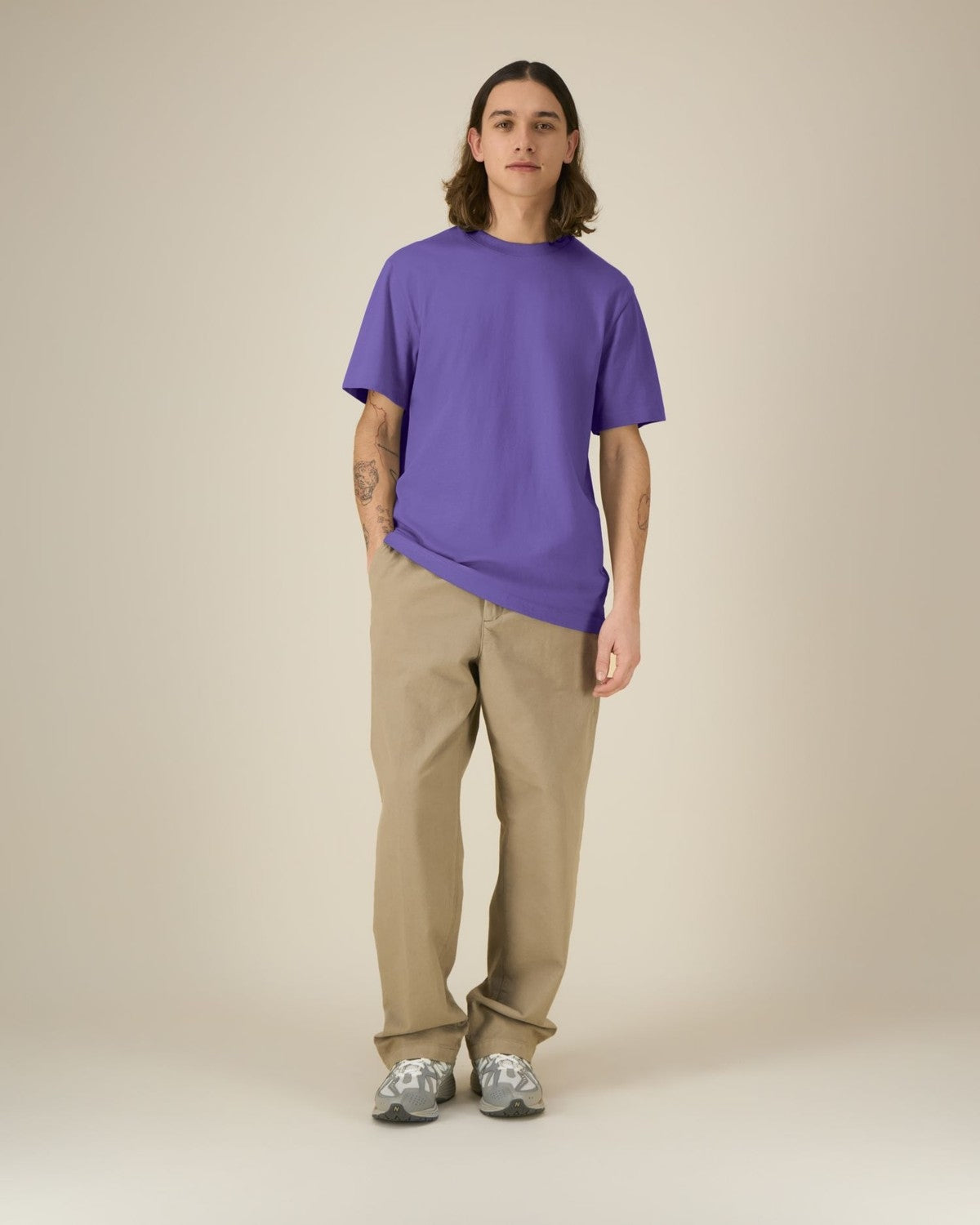 STTU171_C115_Front_Main_Studio_10.jpg