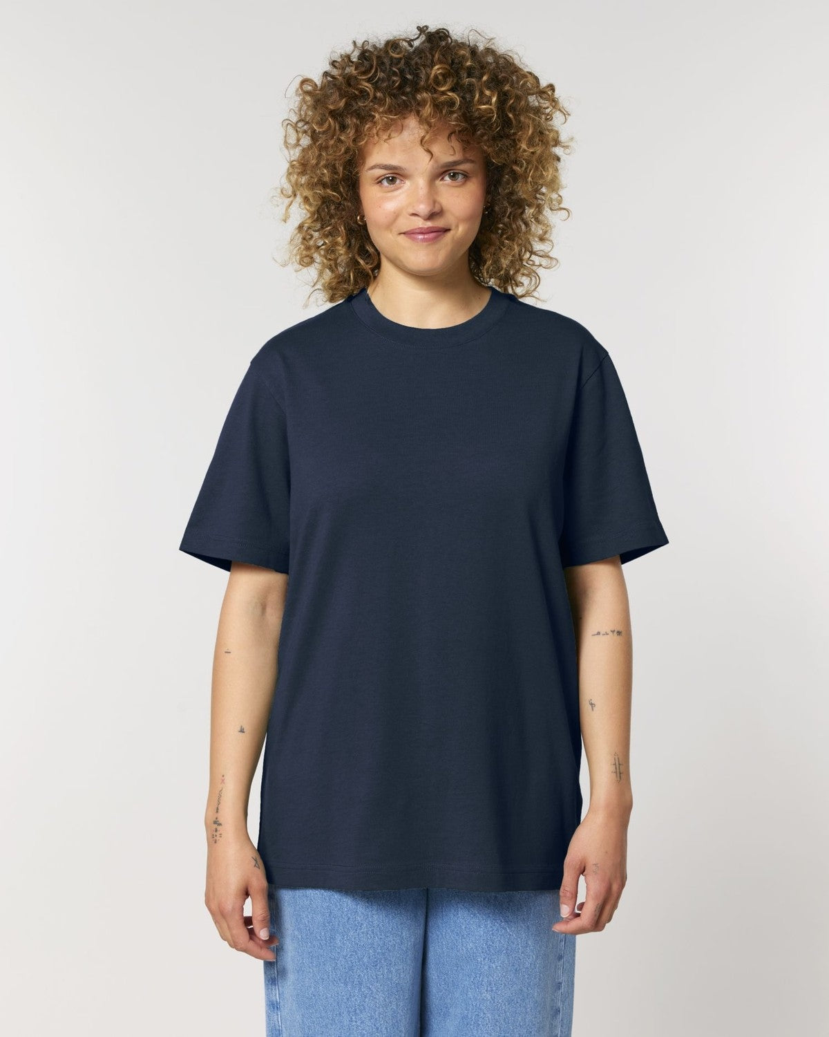 STTU171_C727_Front_Main_Studio_6.jpg