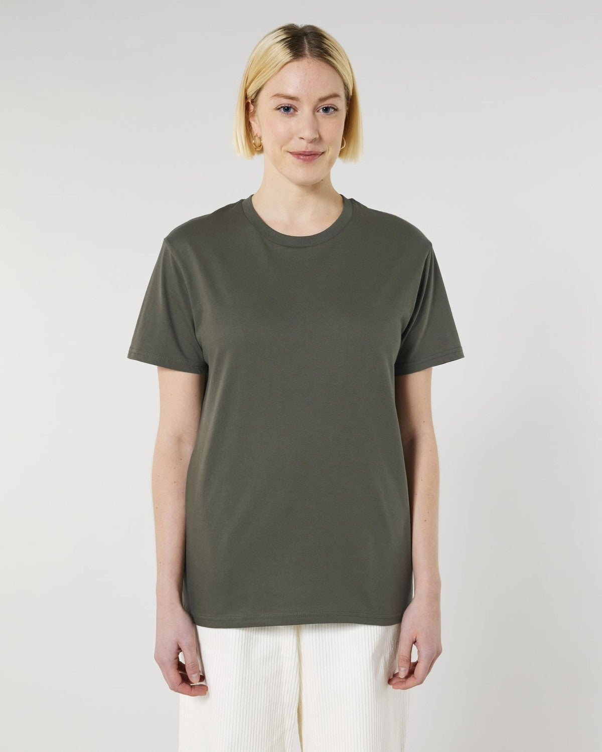 STTU758_C223_Front_Main_Studio_6.jpg