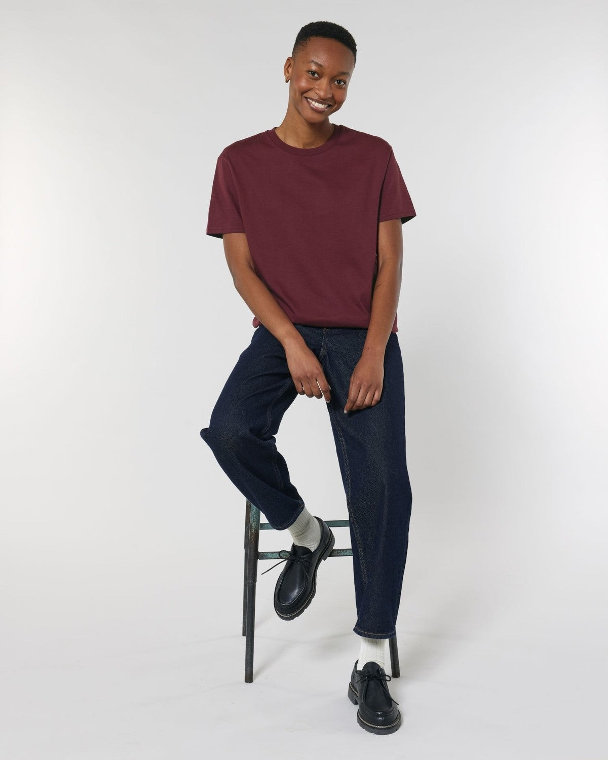 STTU758_C244_Front_Main_Studio_5.jpg