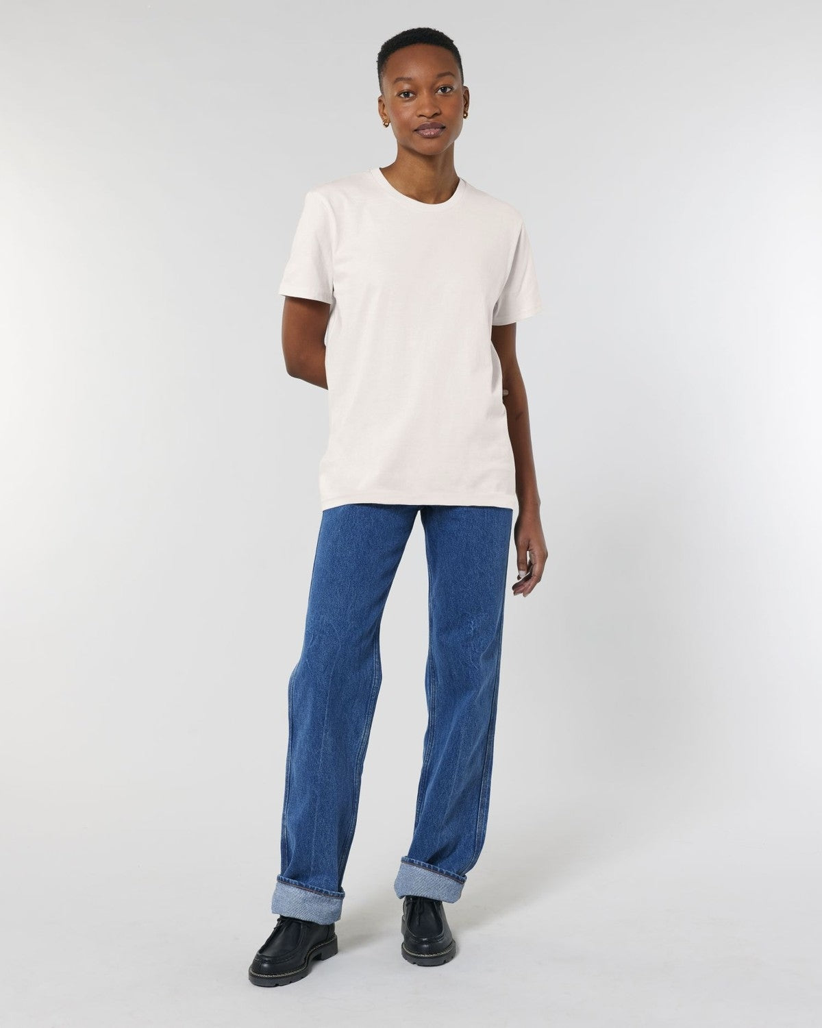 STTU758_C504_Front_Main_Studio_5.jpg
