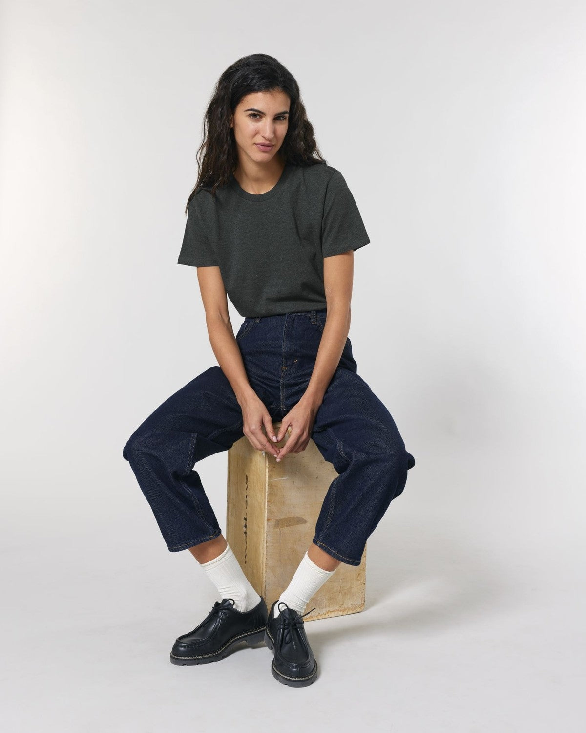 STTU758_C651_Front_Main_Studio_5.jpg