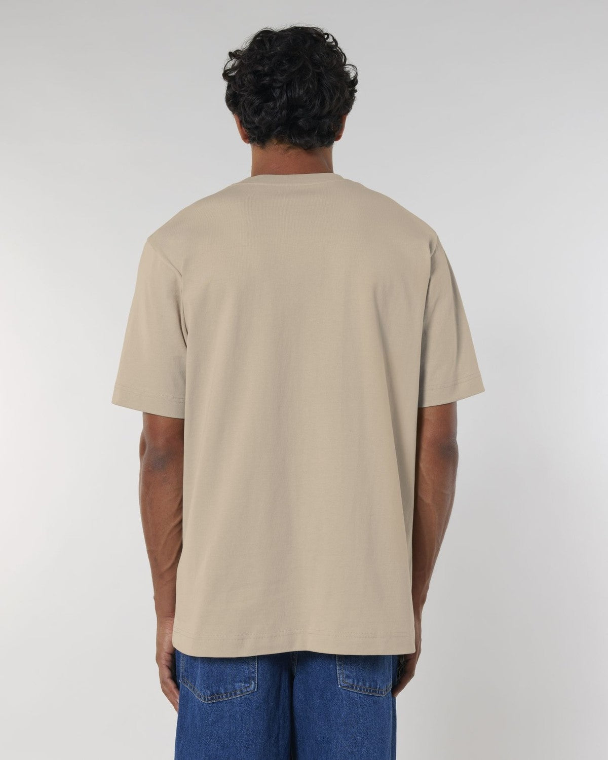 STTU788_C028_Back_Main_Studio_0.jpg