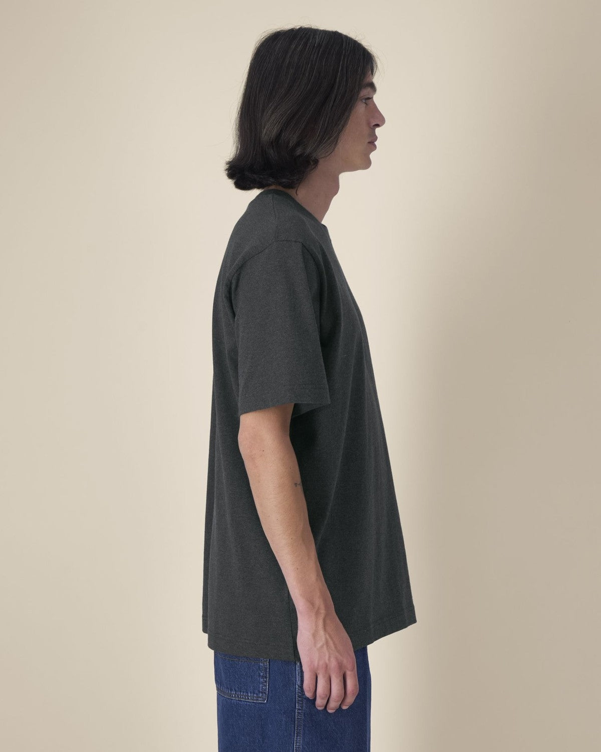 STTU788_C651_Front_Main_Studio_4.jpg