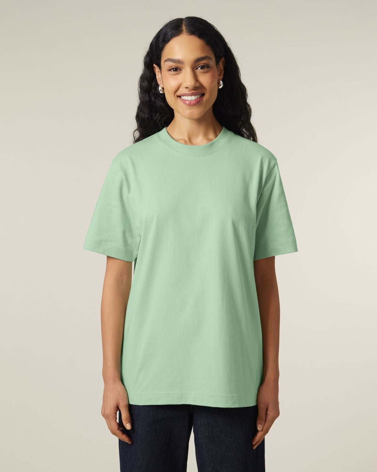 STTU788_C735_Front_Main_Studio_6.jpg