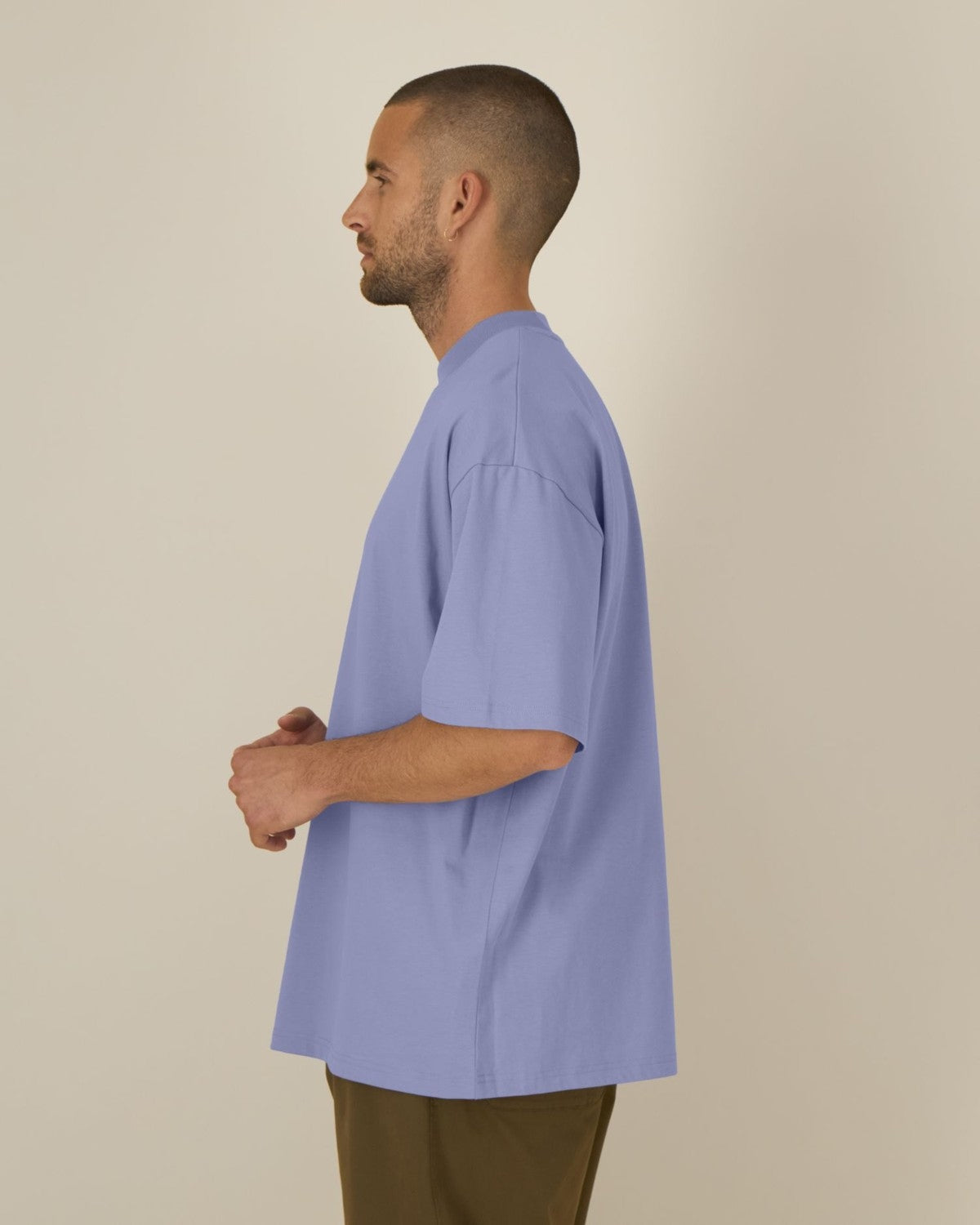 STTU959_C134_Front_Main_Studio_3.jpg