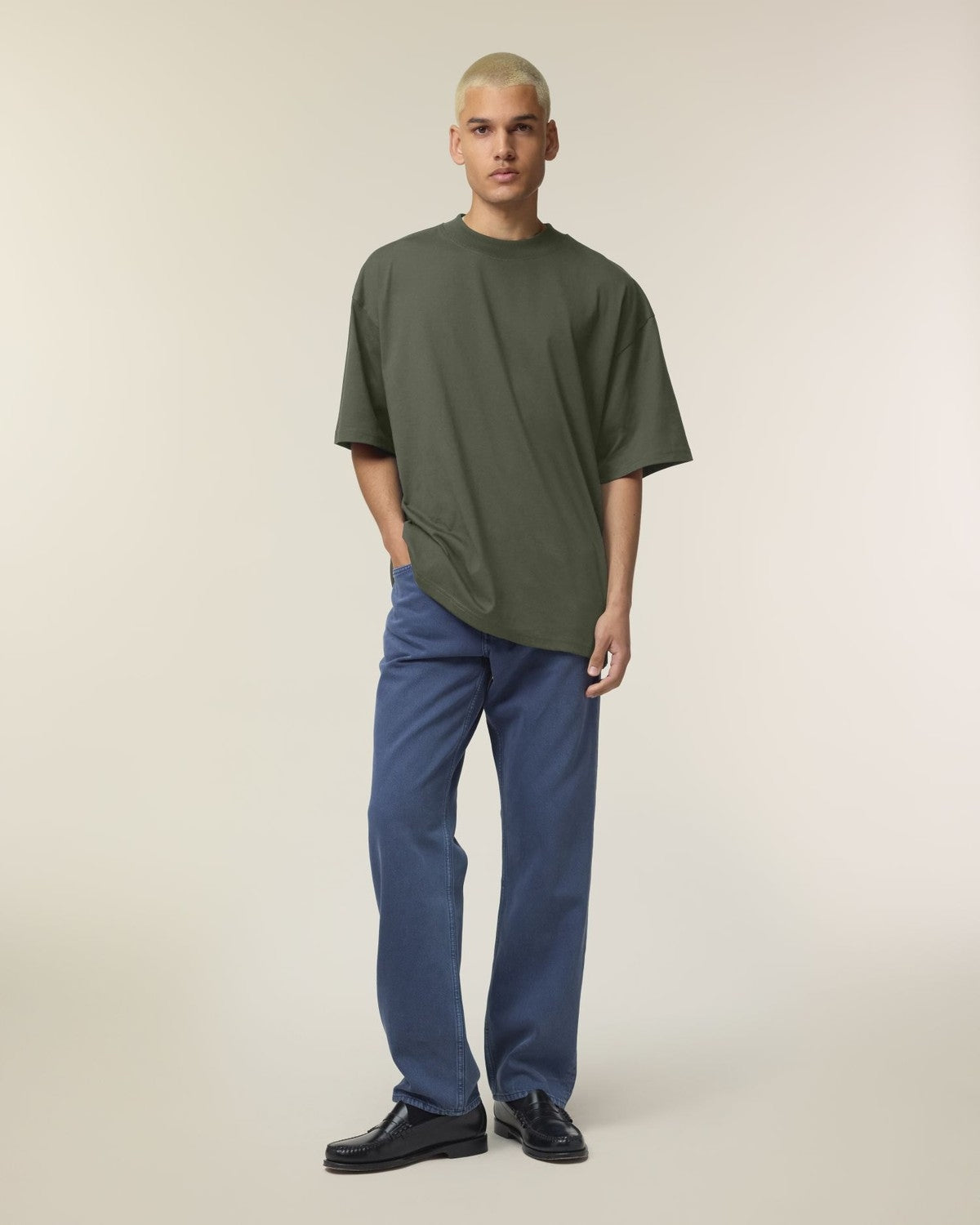STTU959_C223_Front_Main_Studio_0.jpg