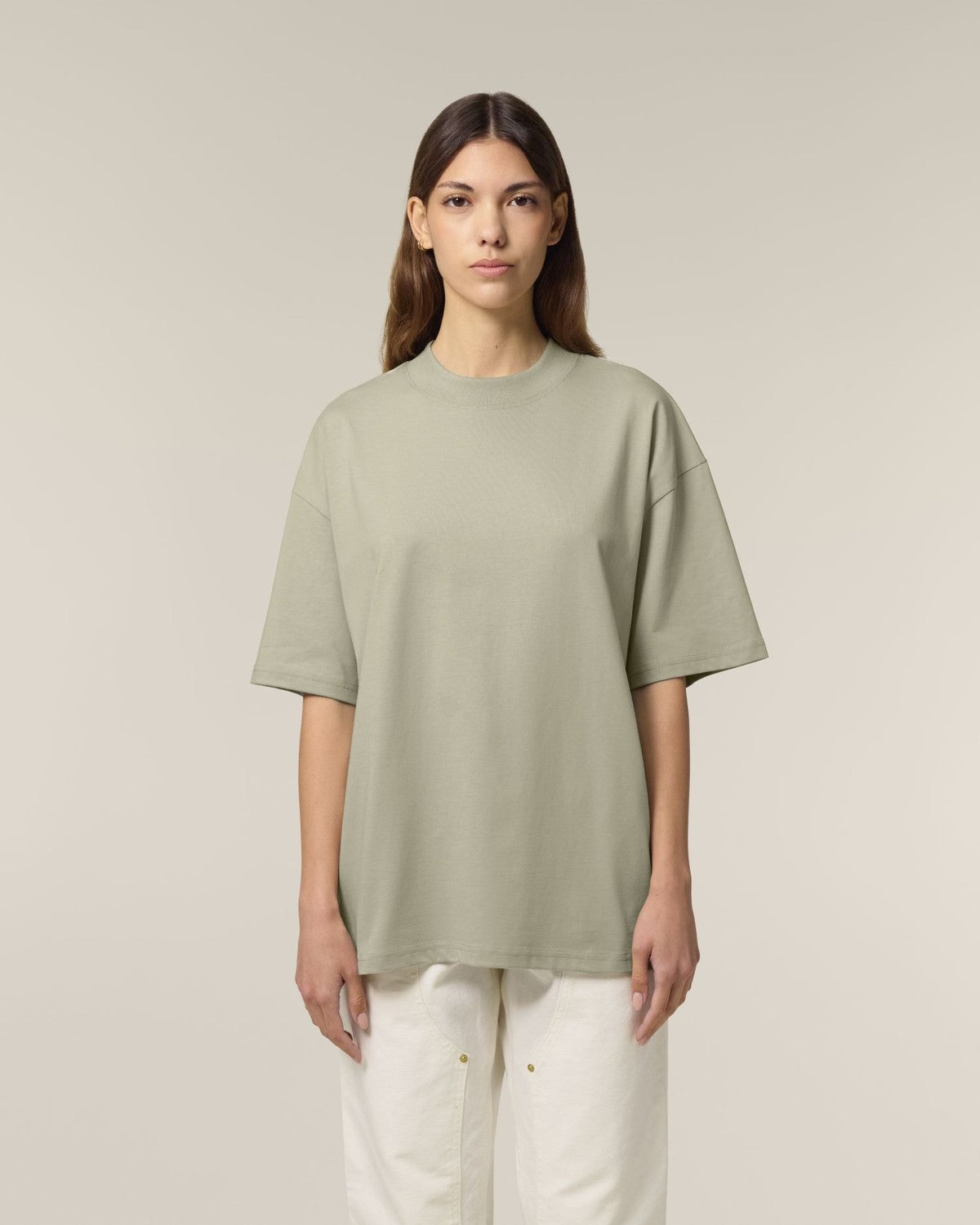 STTU959_C358_Front_Main_Studio_6.jpg
