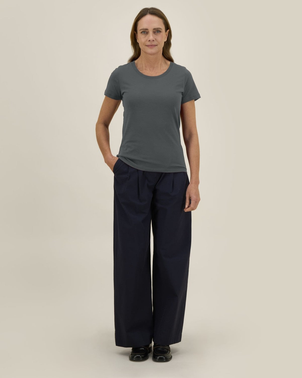 STTW079_C253_Front_Businesswear_Studio_5.jpg