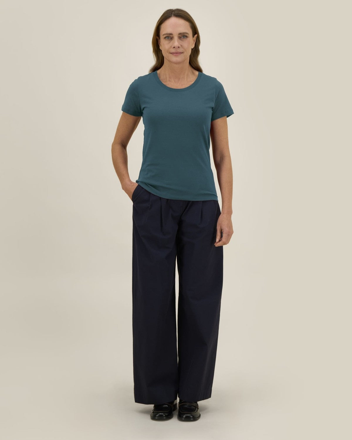 STTW079_C702_Front_Businesswear_Studio_5.jpg
