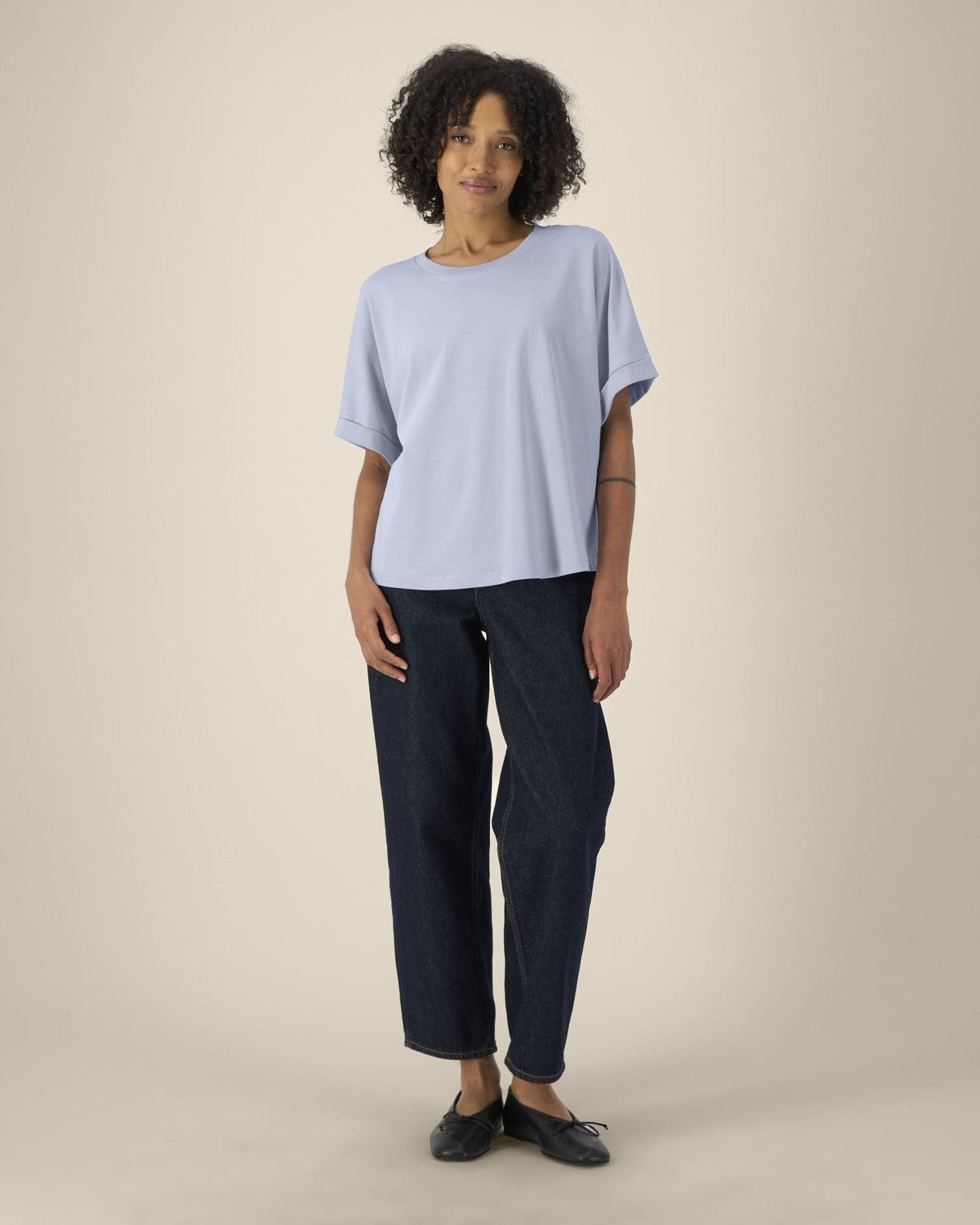 STTW089_C057_Front_Main_Studio_5.jpg