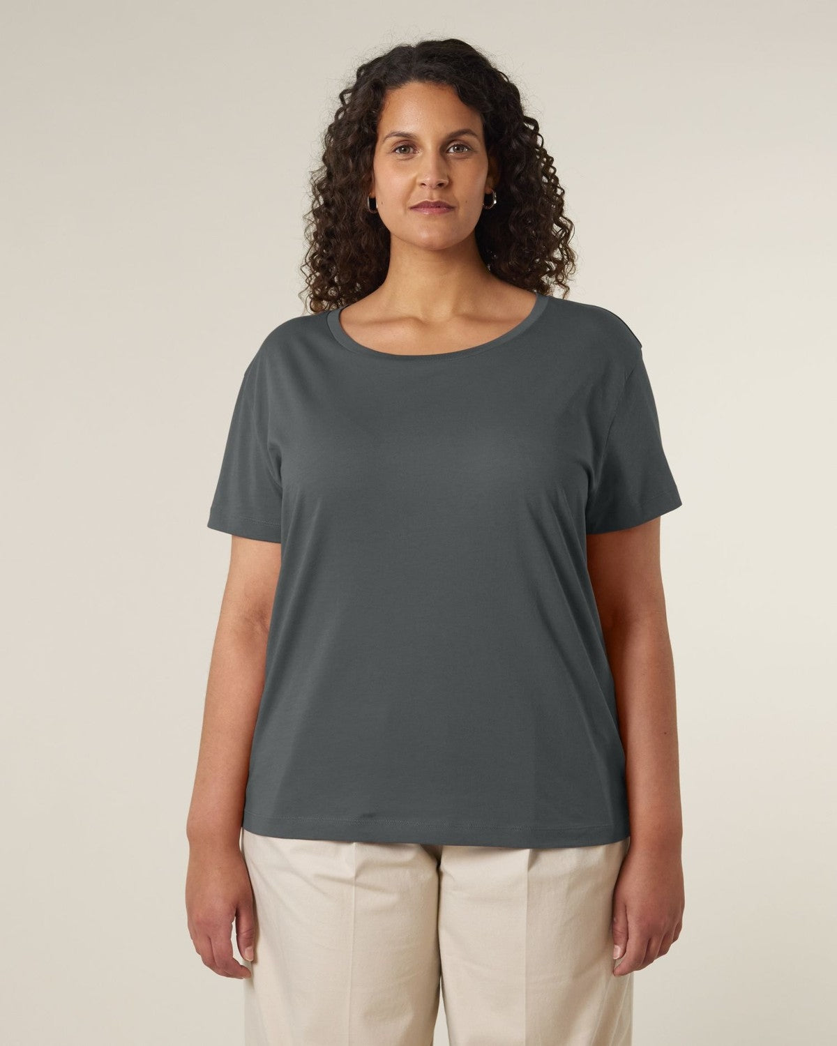 STTW173_C253_Front_Main_Studio_6.jpg