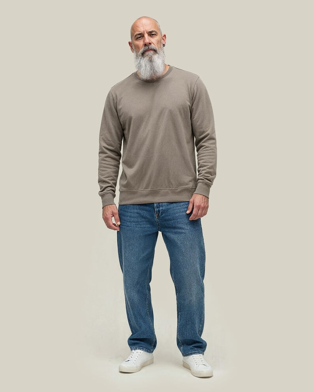 3430010_760_4_3430010_3430010-760_Model_20Crewneck_20Regular_20Fit_THYME.jpg