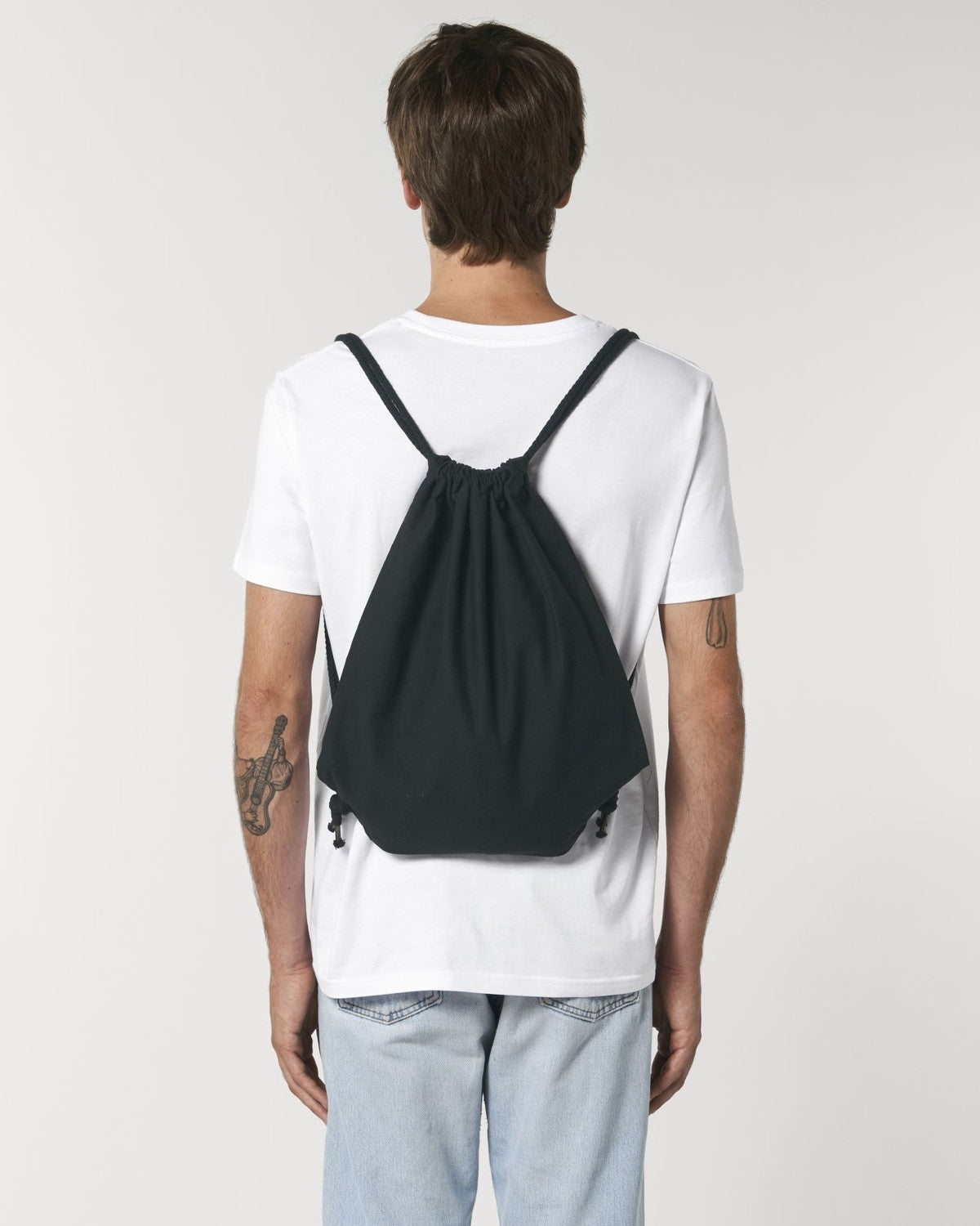 STAU763_C002_Back_Main_Studio_0.jpg