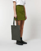 STAU773_C223_Front_Detail_Studio_5.jpg
