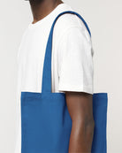 STAU773_C230_Front_Detail_Studio_0.jpg