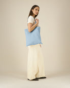 STAU773_C232_Front_Main_Studio_5.jpg