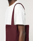 STAU773_C244_Front_Detail_Studio_0.jpg