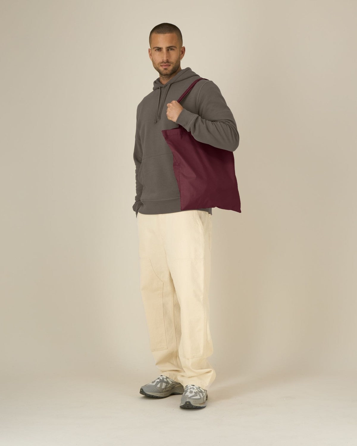 STAU773_C244_Front_Main_Studio_2.jpg