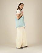 STAU773_C724_Front_Main_Studio_5.jpg