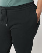STBU185_C002_Front_Detail_Studio_5.jpg