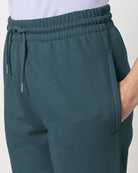 STBU185_C702_Front_Detail_Studio_5.jpg