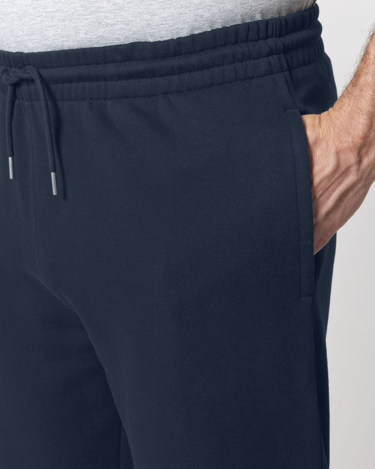 STBU185_C727_Front_Detail_Studio_0.jpg