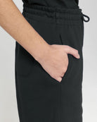 STBU944_C002_Front_Detail_Studio_5.jpg