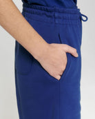 STBU944_C088_Front_Detail_Studio_5.jpg